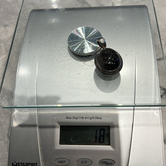 Tourmalinated Quartz Polished Oval Pendant - Sterling Silver 925 - Picture 4 of 9